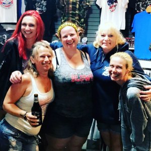 33182707_337709320089506_5504528664642977792_n